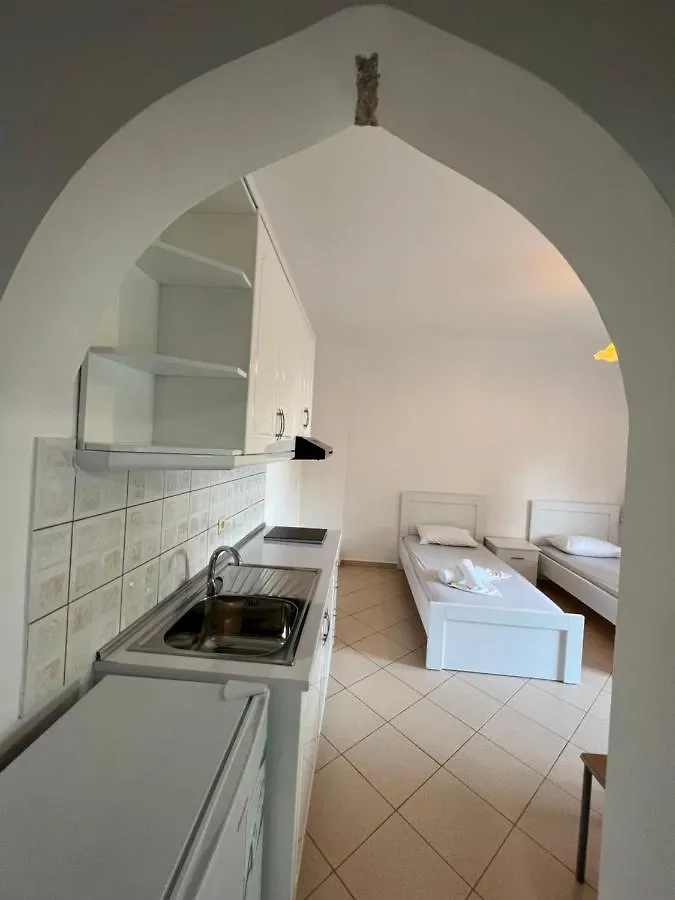 Frankos Apartaments Sarande Albania