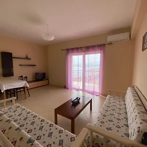 Apartament L.t. 5th Street, Saranda